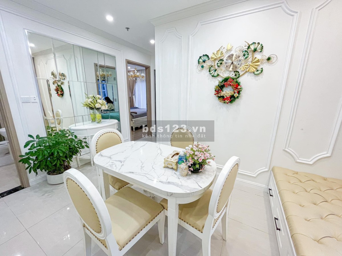 Căn hộ 2PN+1 2WC 68m2 Bán Cắt lỗ 200tr Tặng- FULL Nội Thất thiết kế giá 1,83 tỷ- Vinhomes Ocean Park