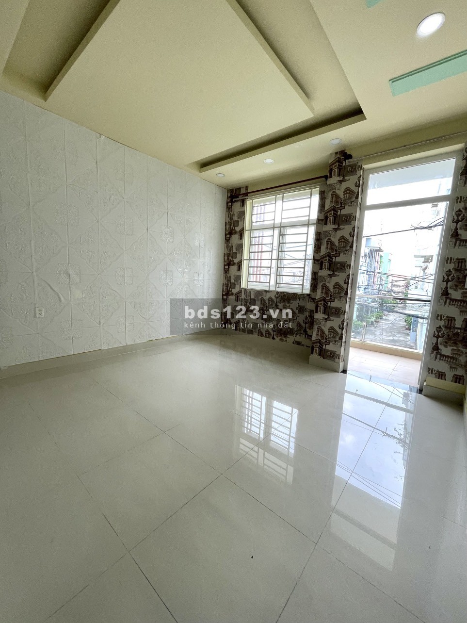 Bán gấp nhà đương Tân Hòa Đông,Bình Tân.4,2x19 2 lầu ST,Đường 10m