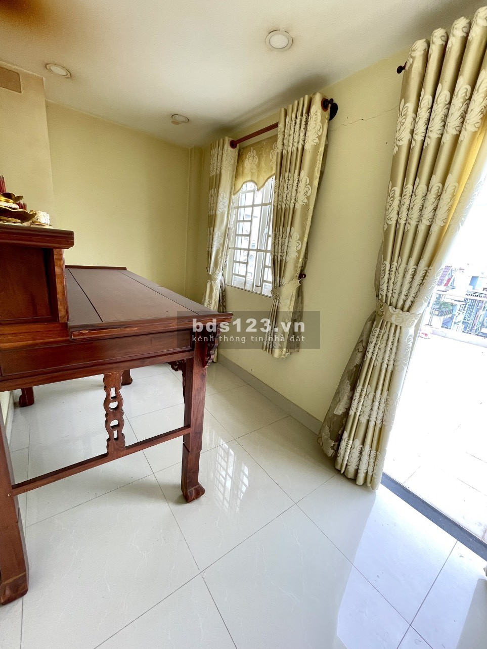 Bán gấp nhà đương Tân Hòa Đông,Bình Tân.4,2x19 2 lầu ST,Đường 10m