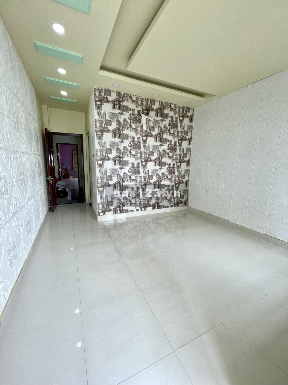 Bán gấp nhà đương Tân Hòa Đông,Bình Tân.4,2x19 2 lầu ST,Đường 10m