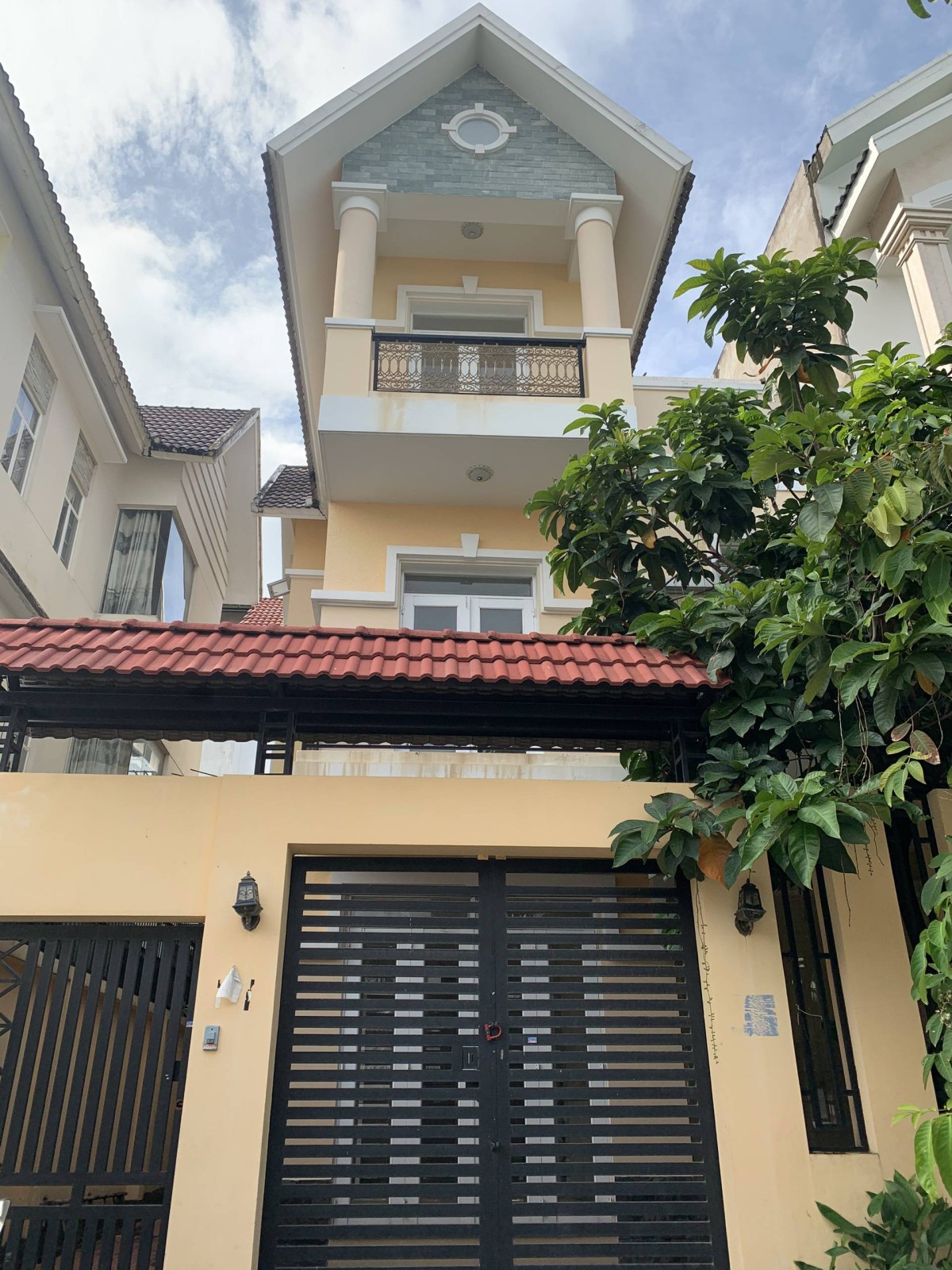 Biệt thự mini 3 tầng diện tích sử dụng 120m2, Trịnh Quang Nghị Quận 8 Giá 8.7 Tỷ