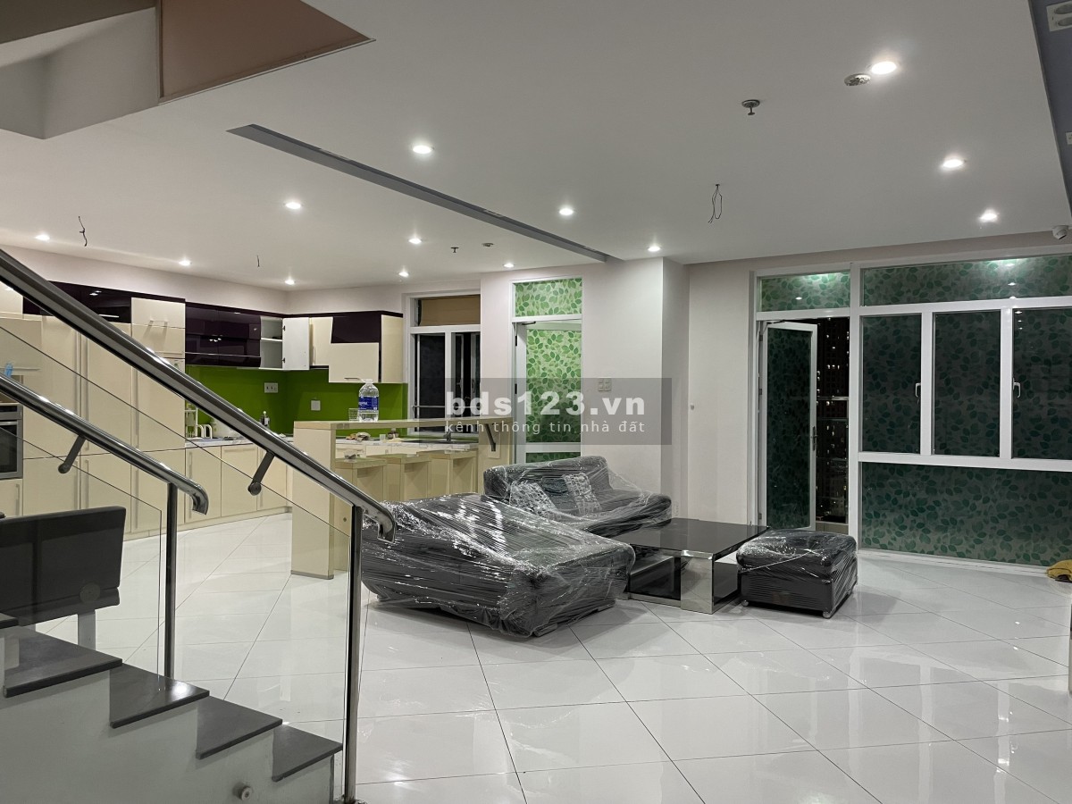 Penthouse Him Lam RIverside 4PN3WC - Giá thuê 32 triệu. Liên hệ 0878162162 Thúy