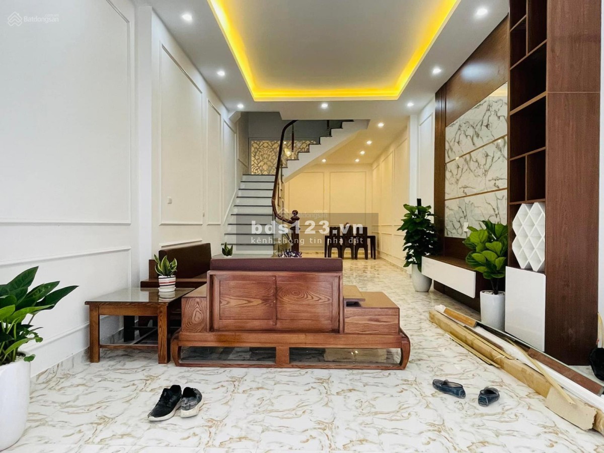 Bán nhà Đường Láng 60m2 x 4 tầng MT 4,2m, 6,6 tỷ Gần phố nhà đẹp ở luôn LH 0948.951.345