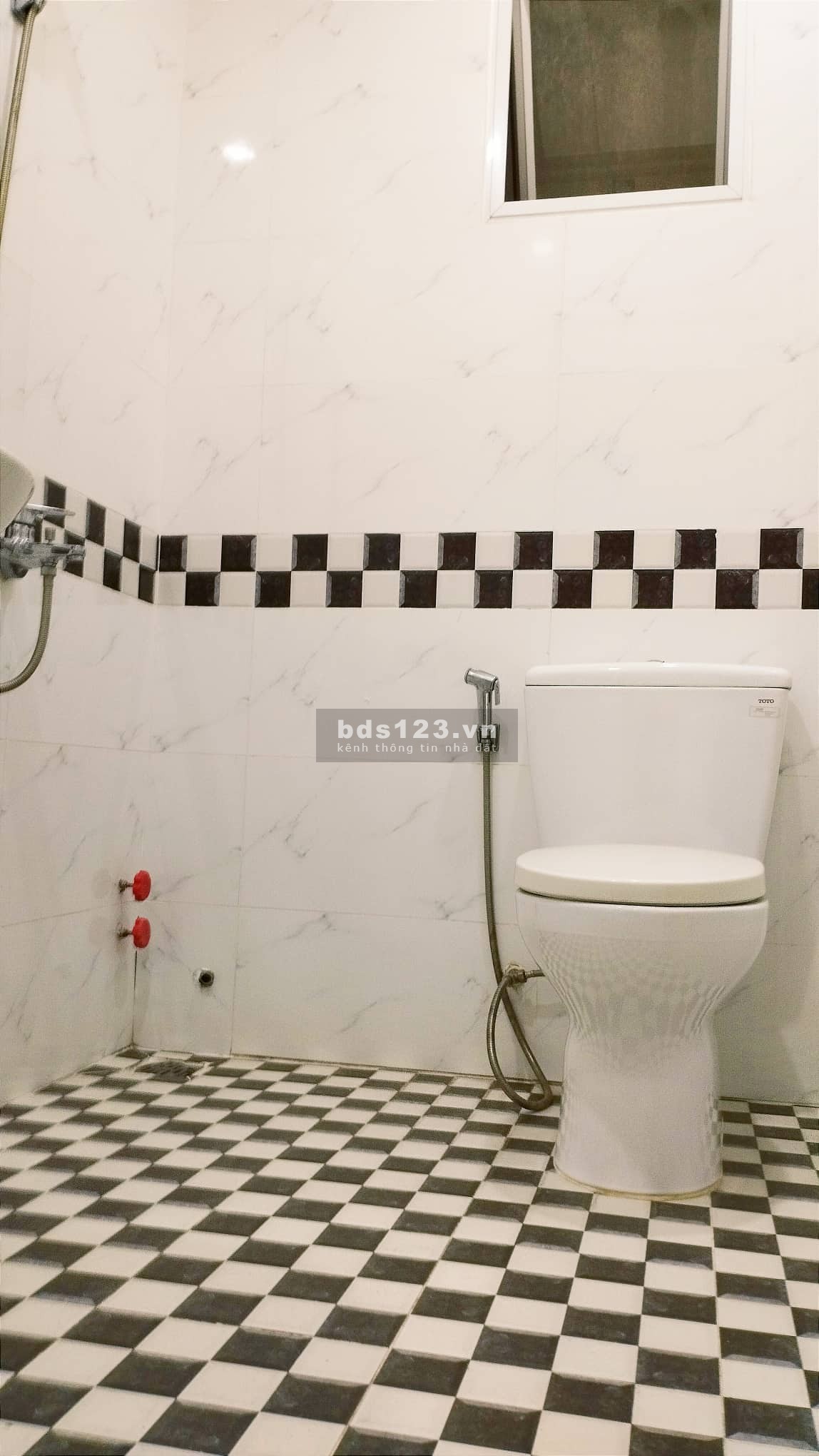 Chính chủ gấp bán nhà 60m2 Quận 8, 4 tầng hẻm xe hơi giá nhỉnh 7 tỷ.