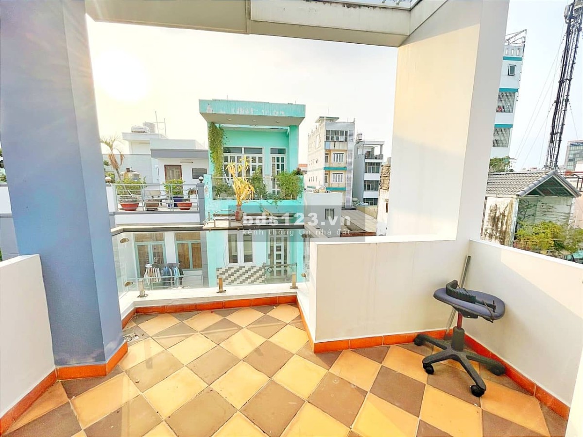 Chính chủ gấp bán nhà 60m2 Quận 8, 4 tầng hẻm xe hơi giá nhỉnh 7 tỷ.