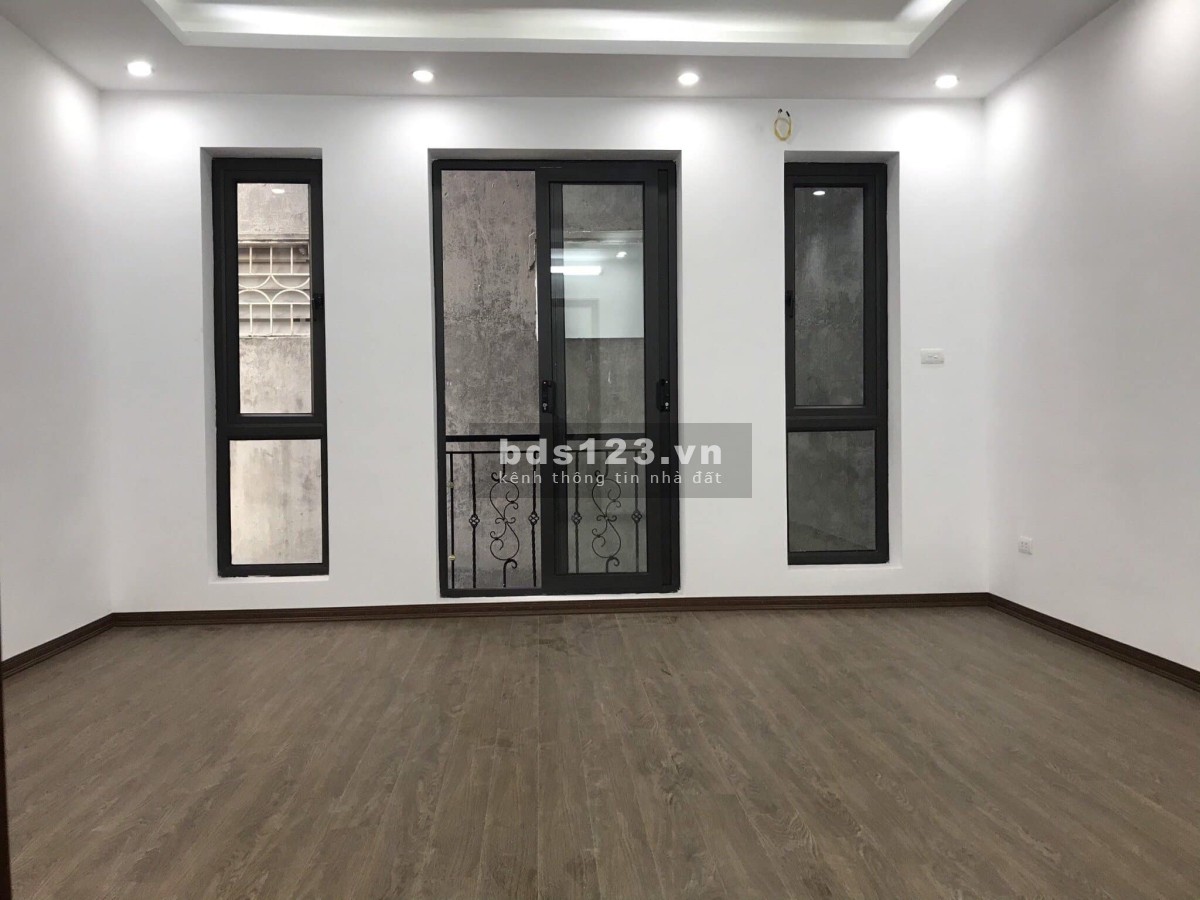 Nhà bán Ngô Thì Nhậm - Hà Đông, nhà đẹp, diện tích sử dụng 40m2, giá 6,2 tỷ
