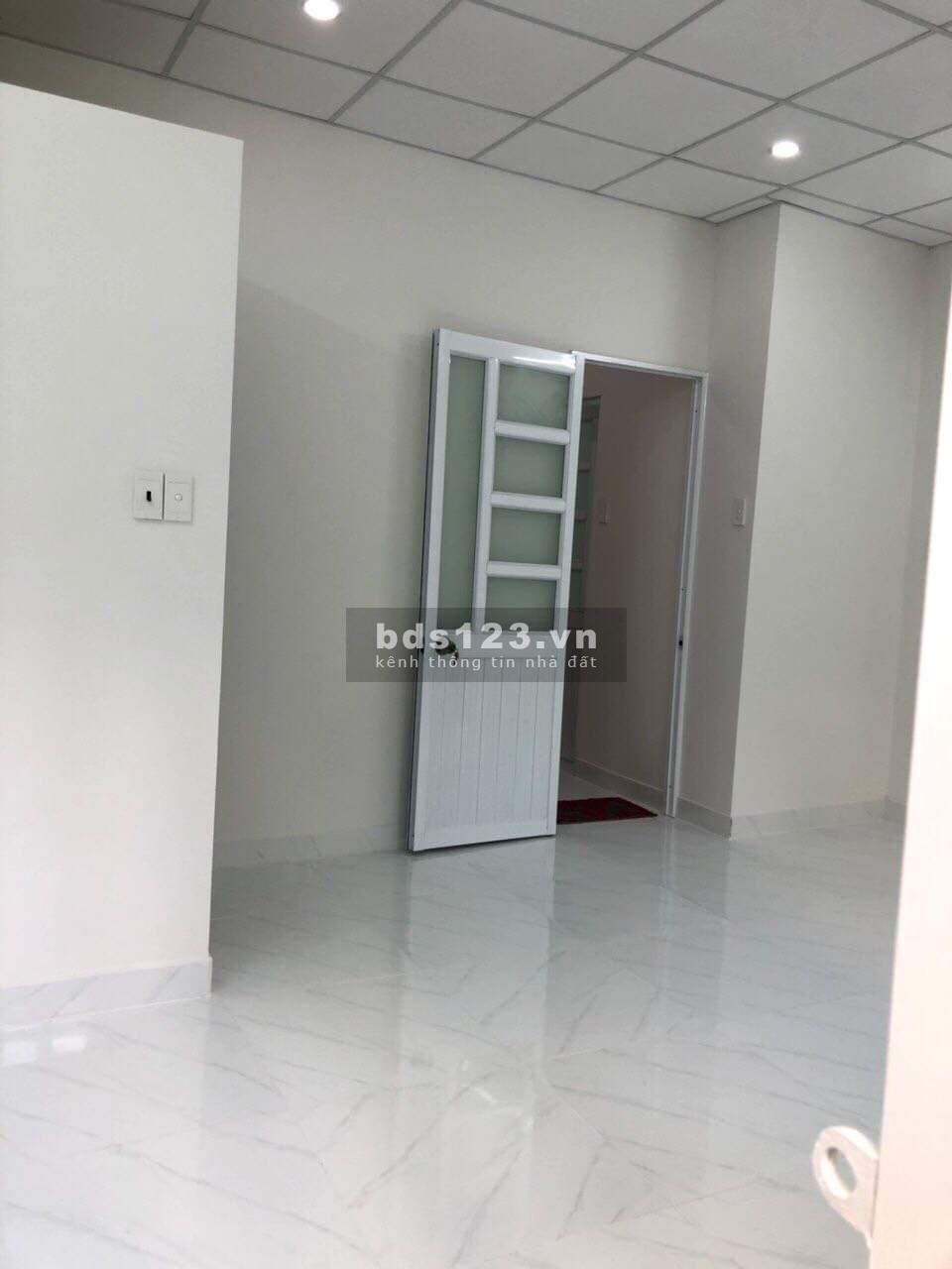 Nhà Xô Viết Nghệ Tỉnh hẻm xe hơi đua, mặt tiền hẻm 5m nở hậu giá chỉ 3 tỷ 5