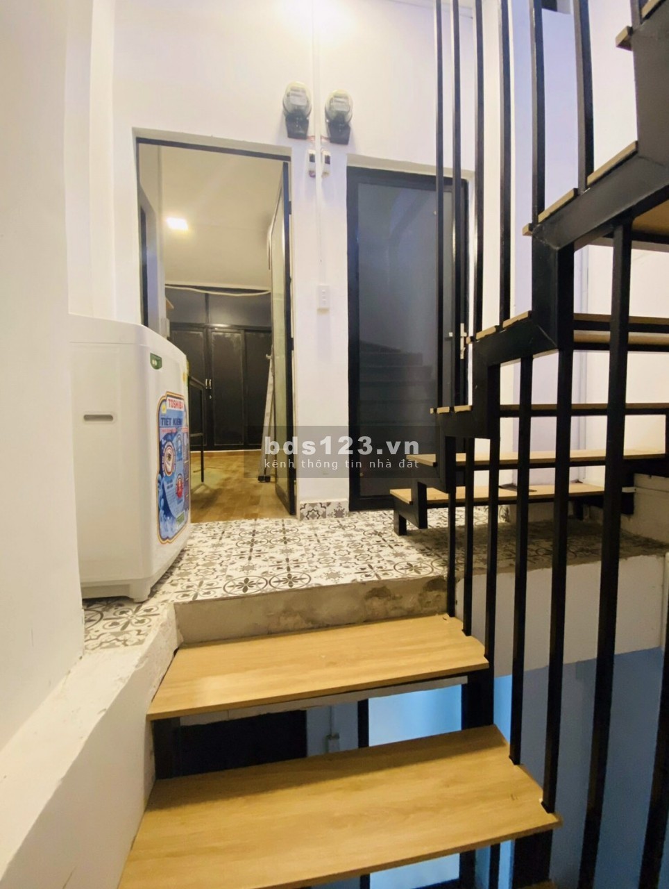 Cho thuê PenHouse 55m2 đủ nội thất địa chỉ 571/31 đường CMT8 phuờng 15 Q10