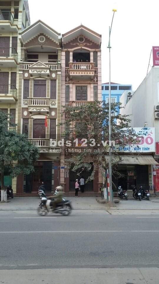 Cho thuê nhà phố Quang Trung diện tích 80m2 khu sầm uất, xe ra vào