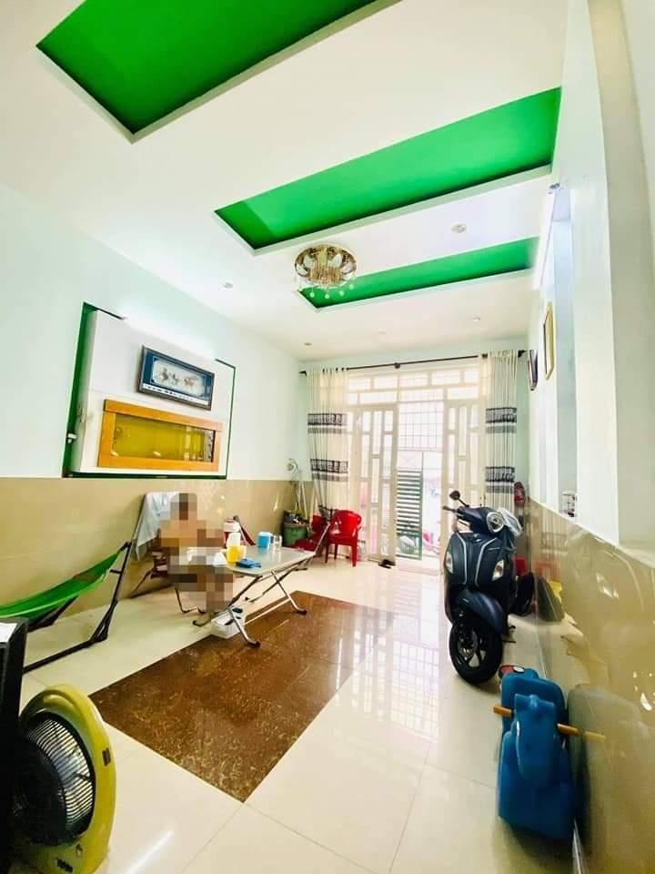 Bán gấp nhà Phan Văn Trị, P11, Bình Thạnh. 64m2, 4PN, Chỉ nhỉnh 5tỷ