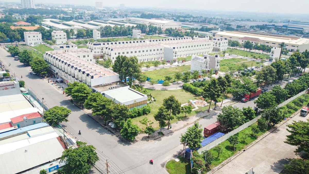Đất nền Icon Central Dĩ An đón đầu đường Vành Đai 3 giá 2,9 tỷ/64m2 đã có sổ. LH 0938282876
