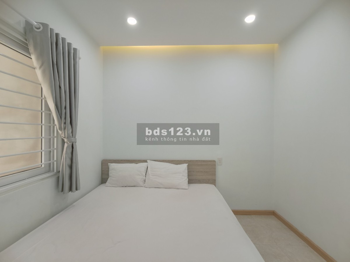 Cho thuê căn hộ view sông tầng cao tại Số 4 Trần Phú- Nha Trang