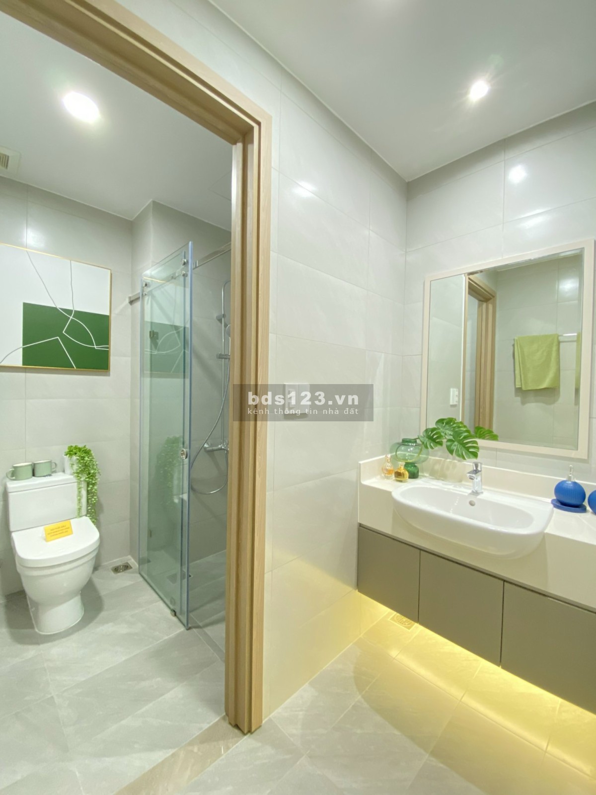 Ngộp tiền cần bán căn MT East Mark quận 9 bằng giá gốc, thương lượng thêm 1PN lh 0933964533
