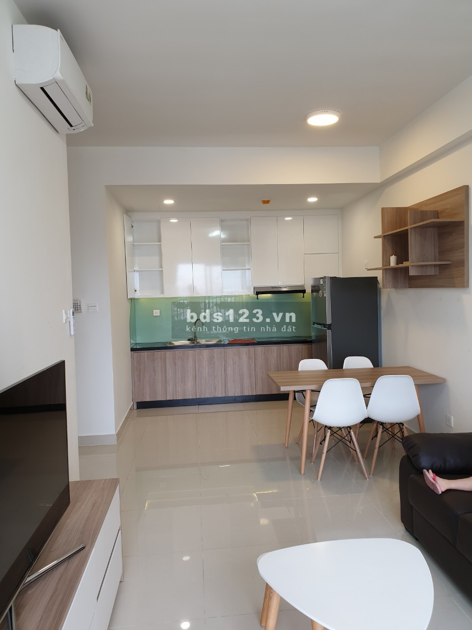 Bán nhanh CH 2PN, tại tháp S4, 76m2, lầu 1x, view ĐN giá 4.35 tỷ bao gồm VAT và phí, 0903.681.920