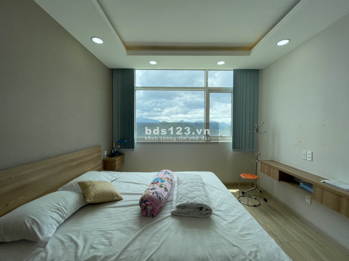 Bán cắt lỗ căn hộ chung cư 2 phòng ngủ tại số 4 Trần Phú - Mường Thanh Khánh Hòa