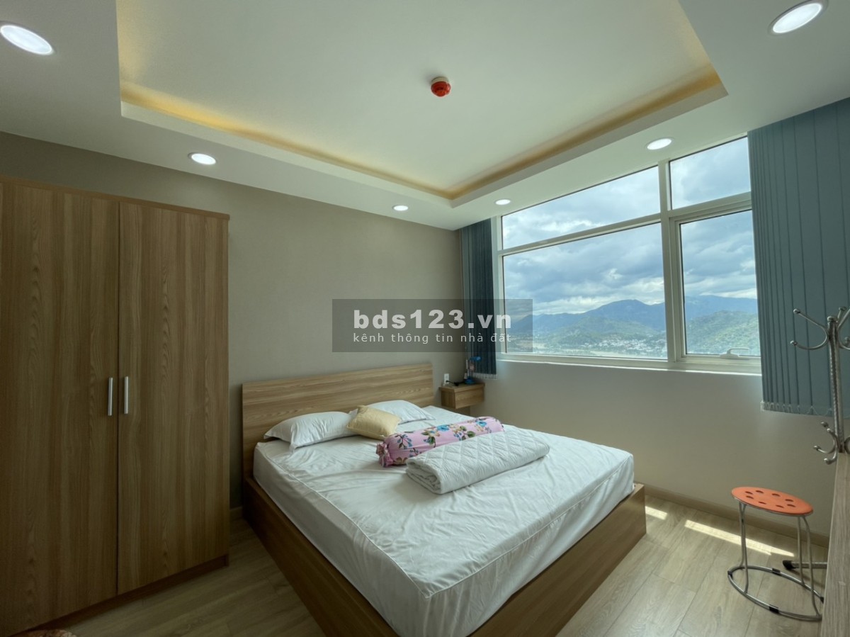 Bán cắt lỗ căn hộ chung cư 2 phòng ngủ tại số 4 Trần Phú - Mường Thanh Khánh Hòa