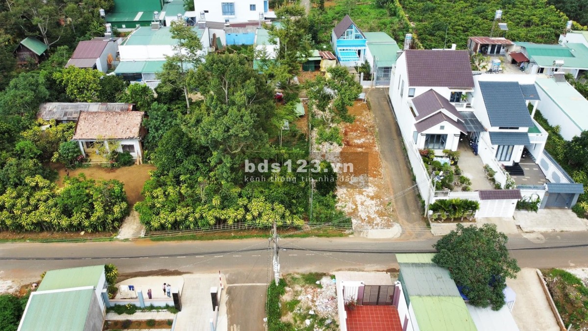 Bán Đất 2 Mặt Tiền đường Nguyễn Hữu Chỉnh, 5x30m, Phường 2, trung tâm TP. Bảo Lộc