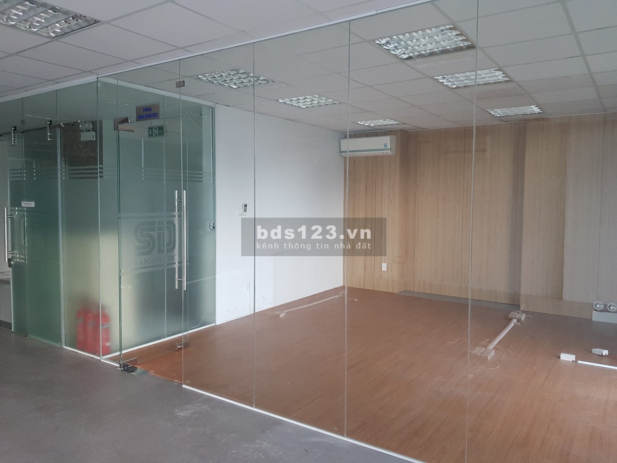 Cho thuê văn phòng Quận 2, giá tốt gần Đảo Kim Cương, tiện ích đủ