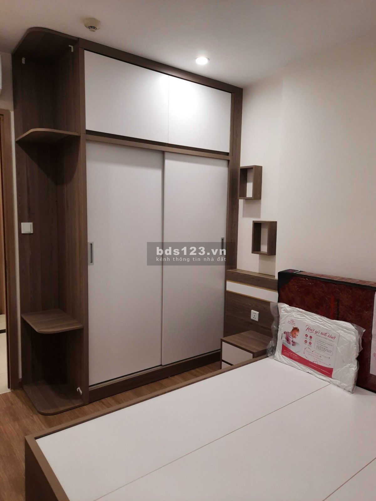 Chính chủ muốn bán căn hộ 2 pn, 1 wc tại dự án Vihomes Ocean Park Gia Lâm Hà Nội