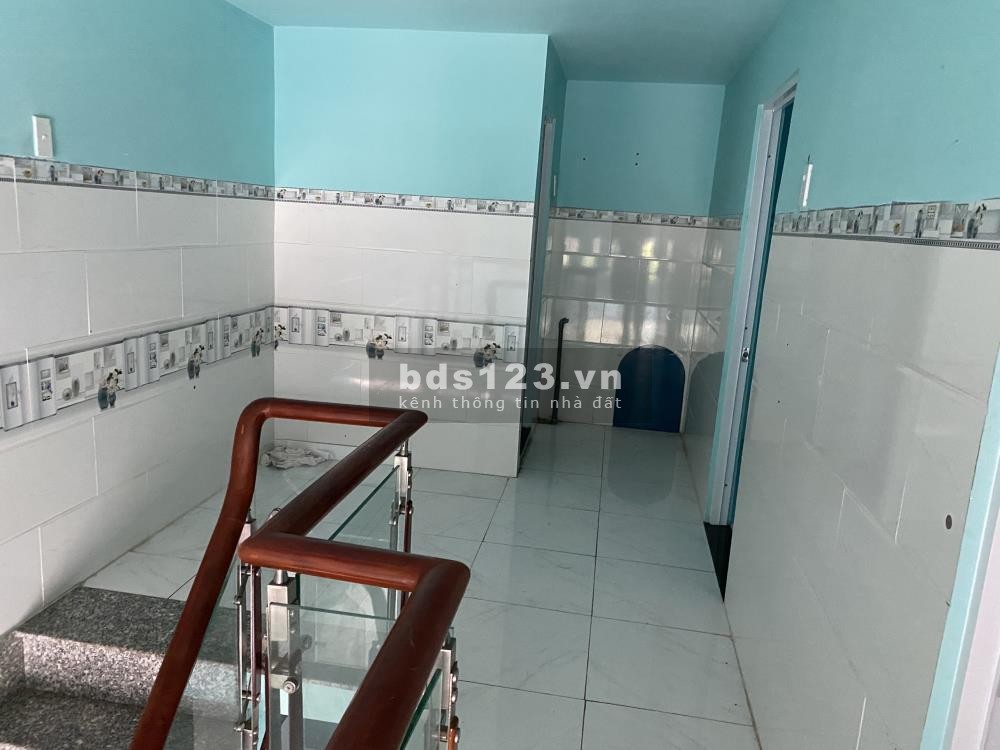 Gia đình làm ăn thua lỗ cần bán căn nhà trọ đang kinh doanh ổn định, giá 18-20 triệu