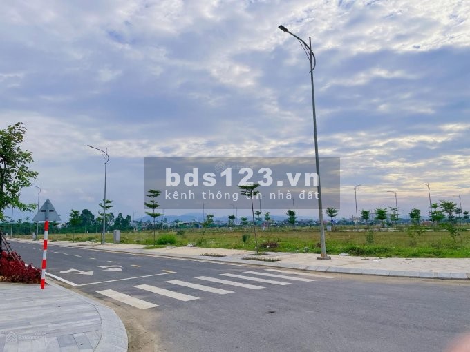Lô kề góc ngã 4 Vịnh An Hoà trục thông biển có sổ công chứng ngay