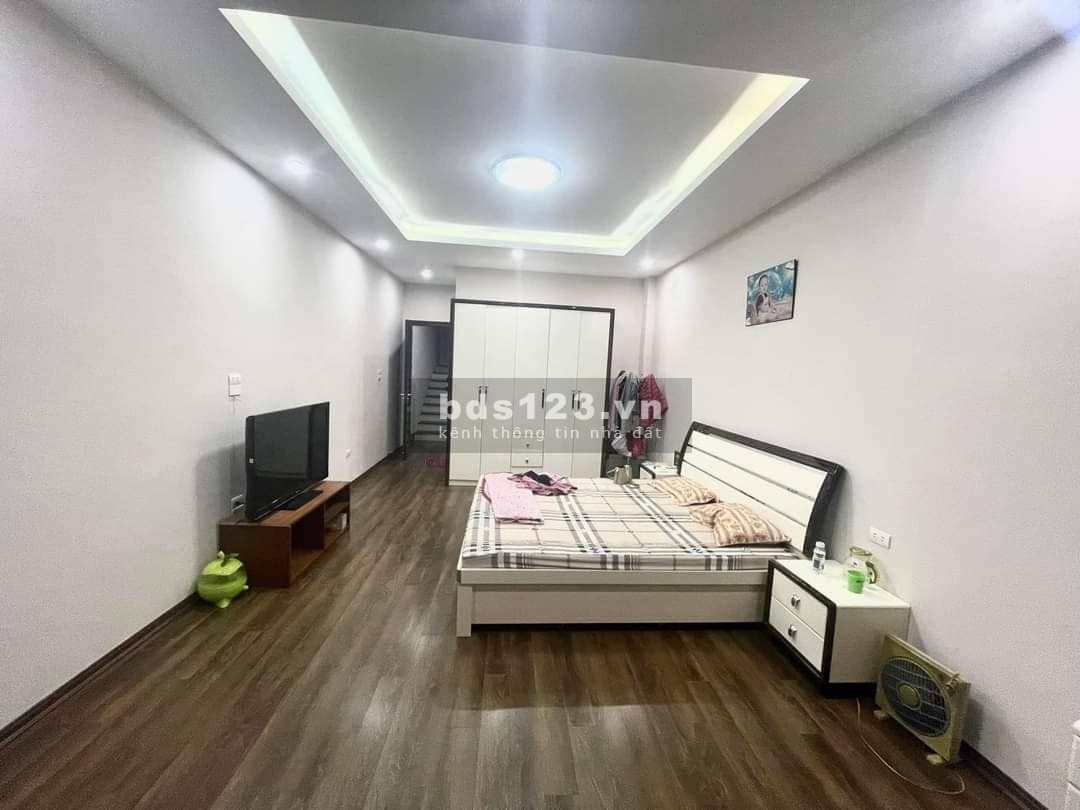 Nhà Tô Vĩnh Diện, Thanh Xuân, lô góc, ô tô đỗ cửa Full nội thất xịn