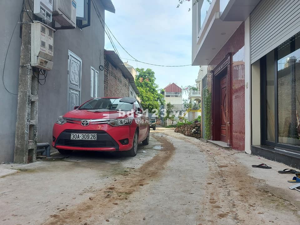 Bán đất Đại Yên - Chương Mỹ. Sát TT Chúc Sơn, ôtô S=140m2, mặt tiền 8m giá tốt cho nhà đầu tư