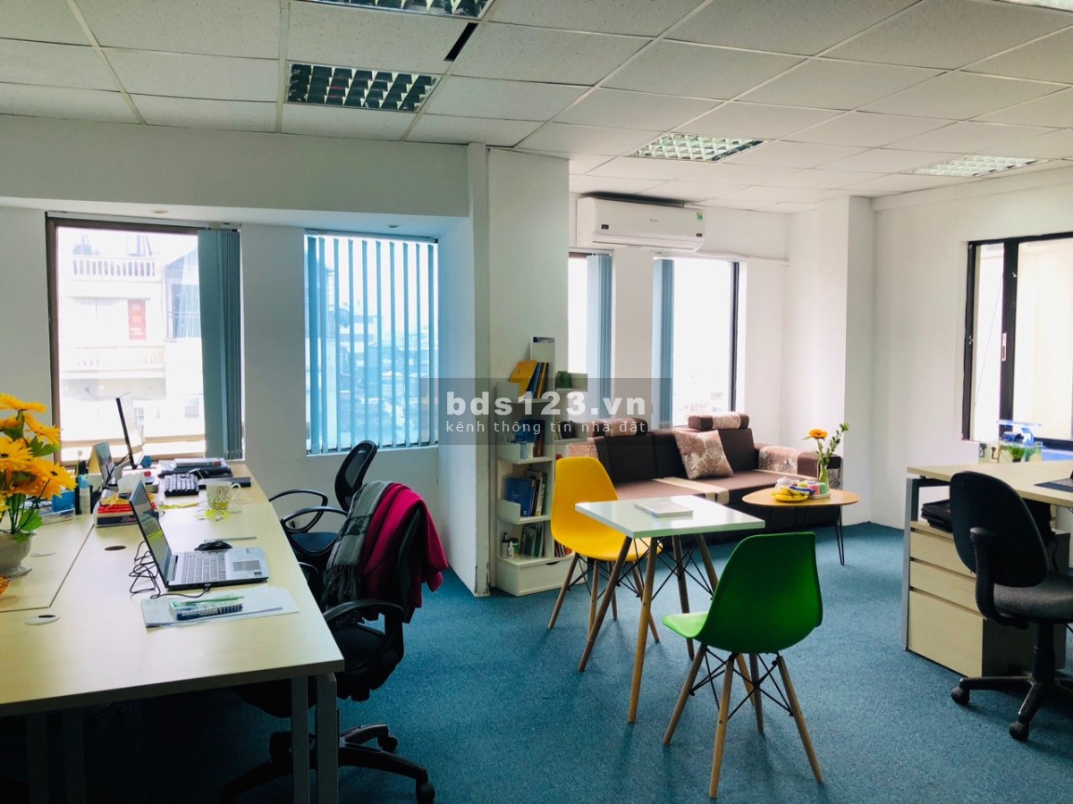 Chính chủ cho thuê văn phòng DT từ30m3,80m2,160m2 quận Hai Bà Trưng, TP Hà Nội.
