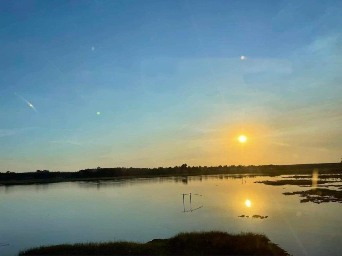 Đất nền view hồ sen rộng 16ha chỉ có 7 nền đấy ODT ở thị trấn Tân Khai view hồ siêu đẹp, sổ