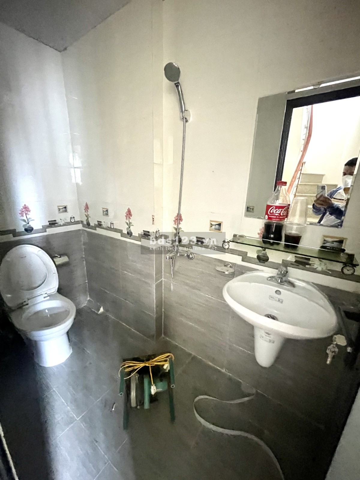 Cạnh phố Thanh Nhàn, ô tô đỗ cửa, sổ đỏ vuông, 35mx5 tầng, mt 4,4m, nhỉnh 5 tỷ 0866195222