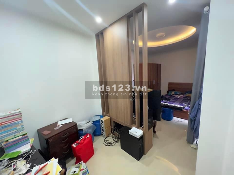 Bán gấp nhà hẻm Ô TÔ TẢI, đường Bình Giã, phường 13, Quận Tân Bình, dtsd 65m2, 3 PN, nhỉnh 9 tỷ