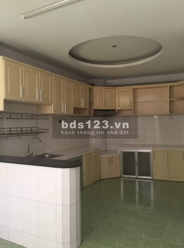 Cho thuê nhà hẻm 689 Trần Xuân Soạn, Quận 7, giá tốt, khu an ninh, dt 80m2