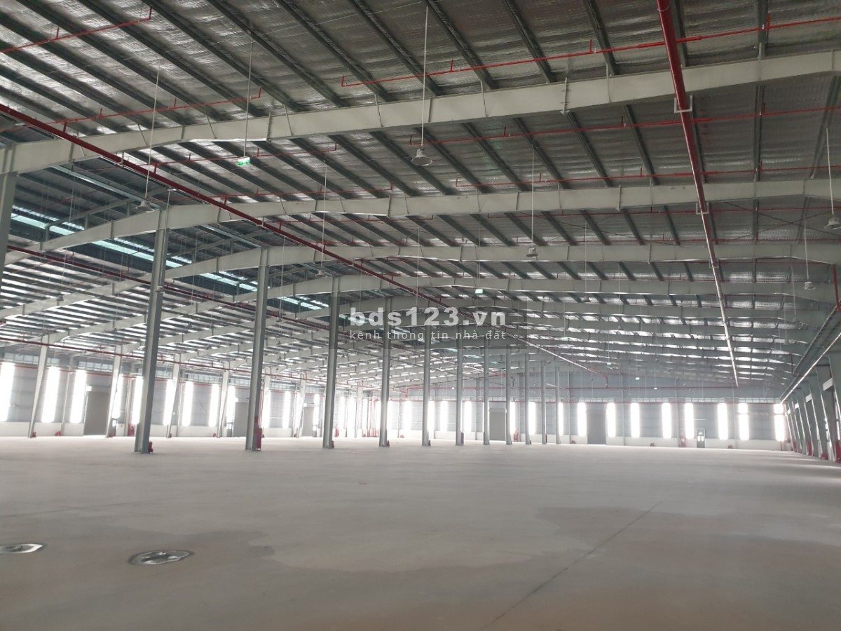 Chính chủ cho thuê 1300m2 chứa hàng tại KCN Hà Nội Đài Tư, đường QL5 quận Long Biên, Hà Nội