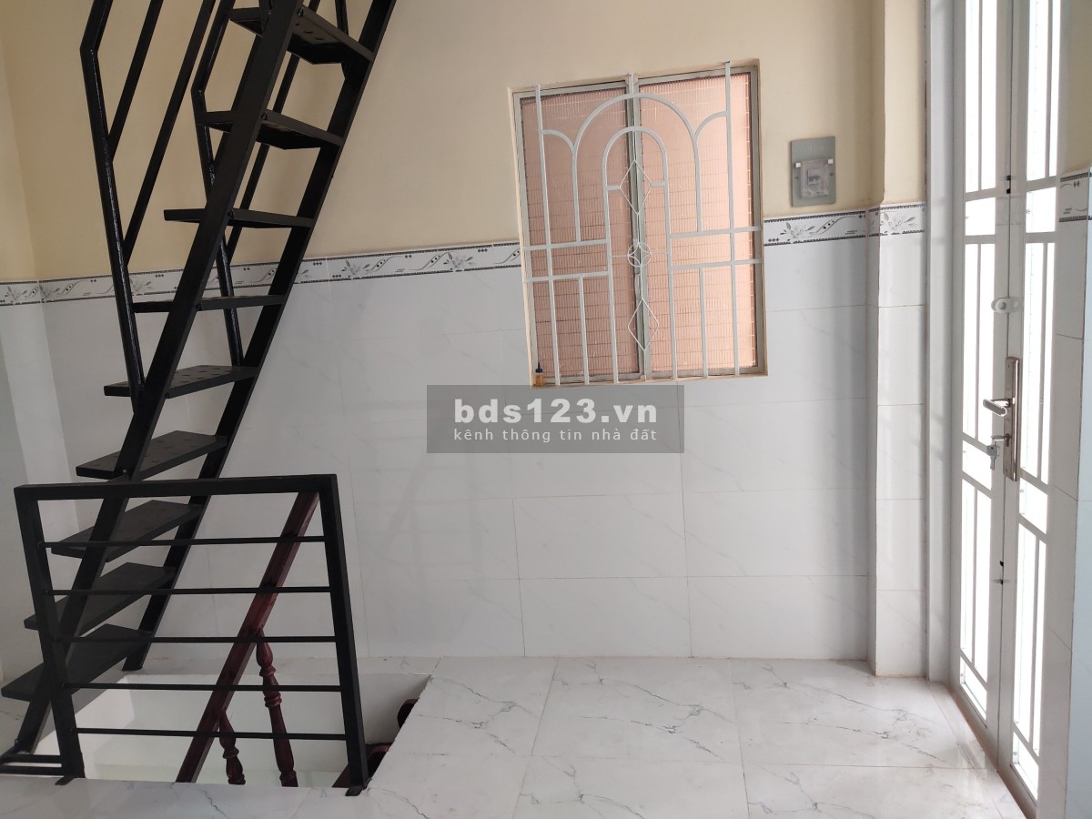 Cần bán gấp nhà Phạm Hùng phường 9 Quận 8 lh 0938176976