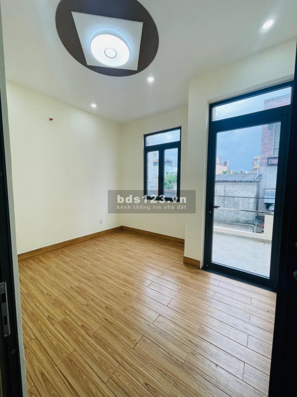 Nhà hiếm trung tâm Gò Vấp hẻm xe tới thẳng nhà DT 48m², giá chỉ 4,9 tỷ