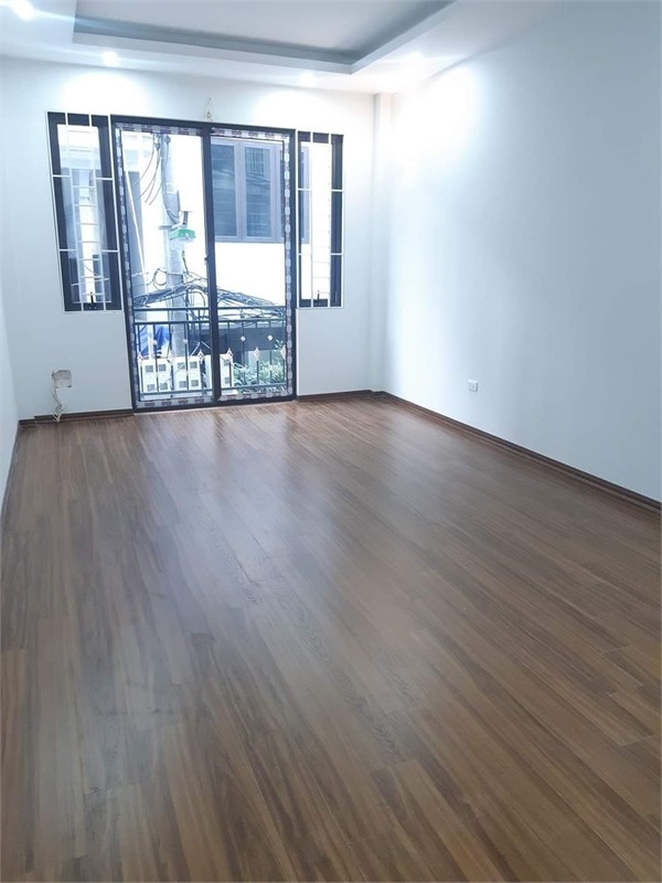 Bán nhà phố Tân Mai vị trí cực đẹp ô tô đỗ cửa và qua nhà kinh doanh nhà mới ở sướng