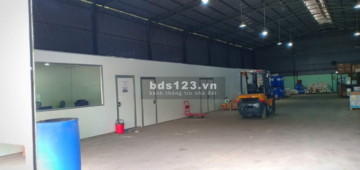 Cần bán gấp kho xưởng mới tại đường Lã Xuân Oai, giá bán chỉ 25,8 tỷ