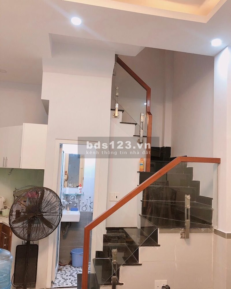 Căn hiếm duy nhất Gò Vấp ngang 50m² x 3 lầu, gần Lotte giá chỉ 3,5 tỷ gần HXH.