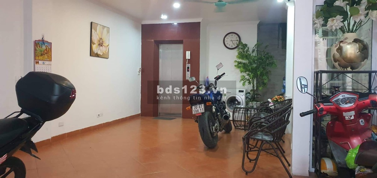 Nhà phân lô, ô tô vào nhà, cạnh Metro Hoàng Mai, Khu đô thị Garmuda