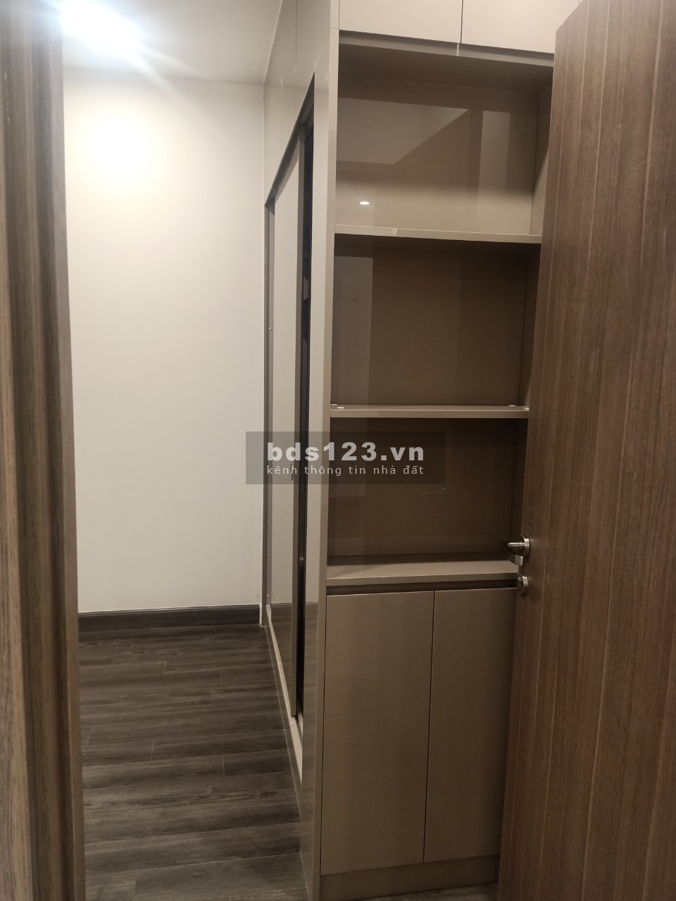 Bán căn 3PN 90m phân khu vip TK2 Vinhomes Smart City giá 4.8 Tỷ