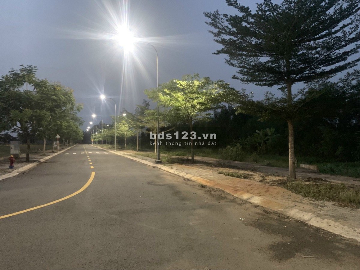 Bán đất nền dự án Đức Hoà diện tích 80m2, giá bán 1.32 tỷ, sổ sẵn chính chủ