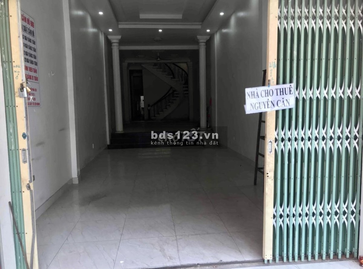 Cho thuê mặt tiền nguyên căn diện tích 460m2 Phan Huy Ích Tân Bình