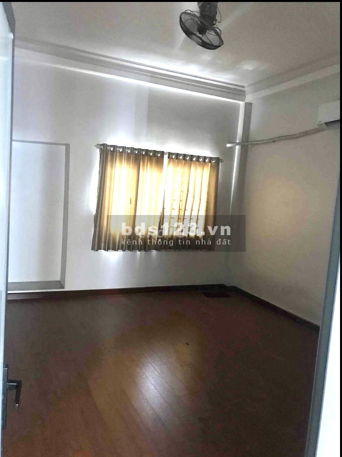 Cho thuê mặt tiền nguyên căn diện tích 460m2 Phan Huy Ích Tân Bình