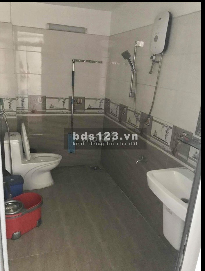Cho thuê mặt tiền nguyên căn diện tích 460m2 Phan Huy Ích Tân Bình