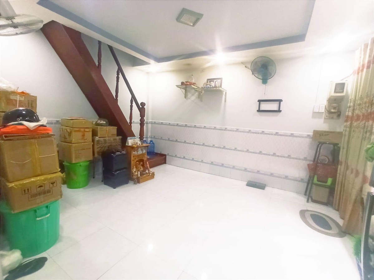 Bán gấp nhà hẻm xe hơi C5 Shr đầy đủ công năng Trung Mỹ Tây-Quận 12 chỉnh 2.1 tỷ có ngay nhà Trung
