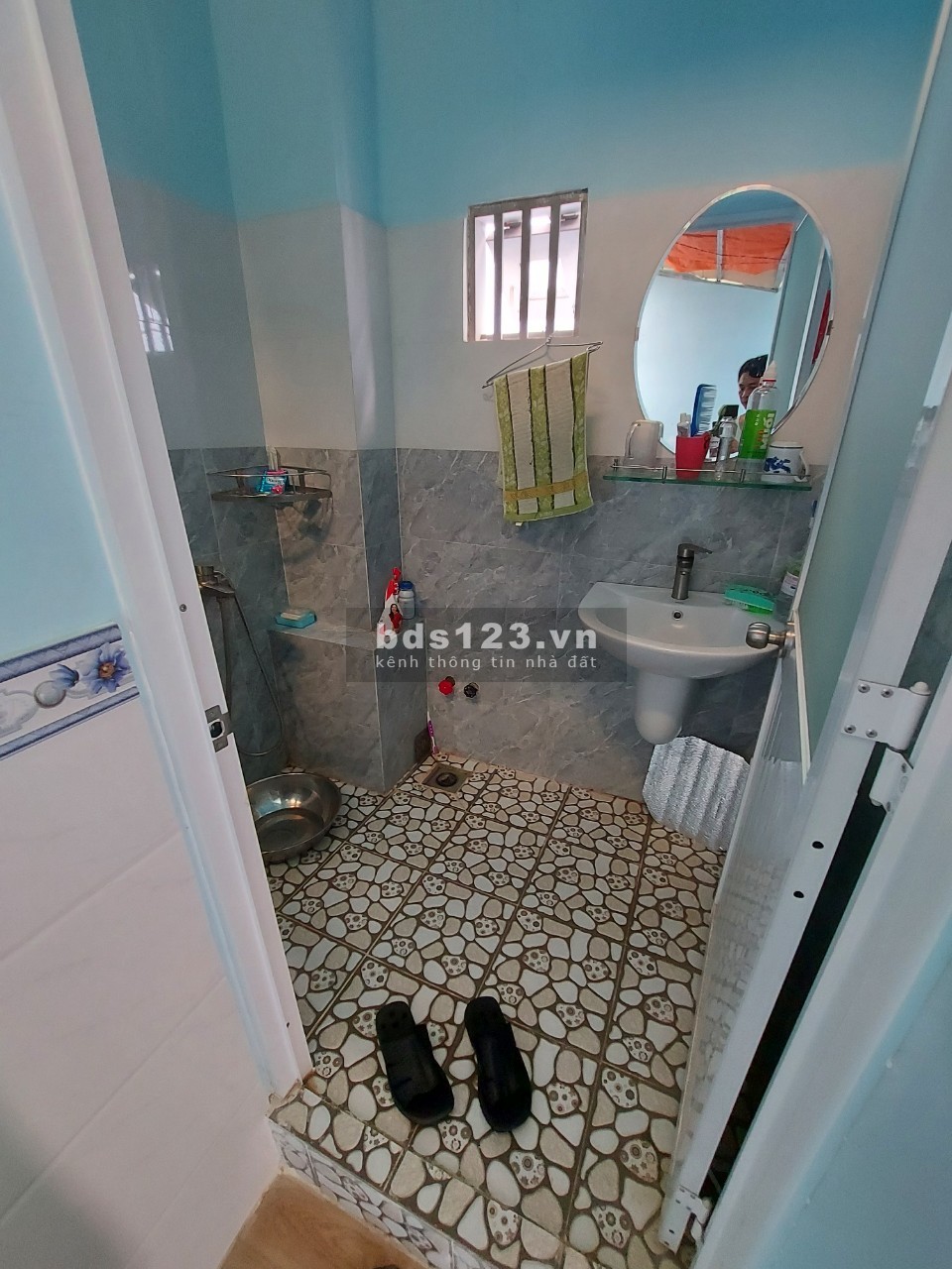 Bán nhà riêng tại hẻm 160 Đường Nguyễn Văn Quỳ, Phú Thuận, Quận 7, diện tích 45m2 giá 3.75 Tỷ
