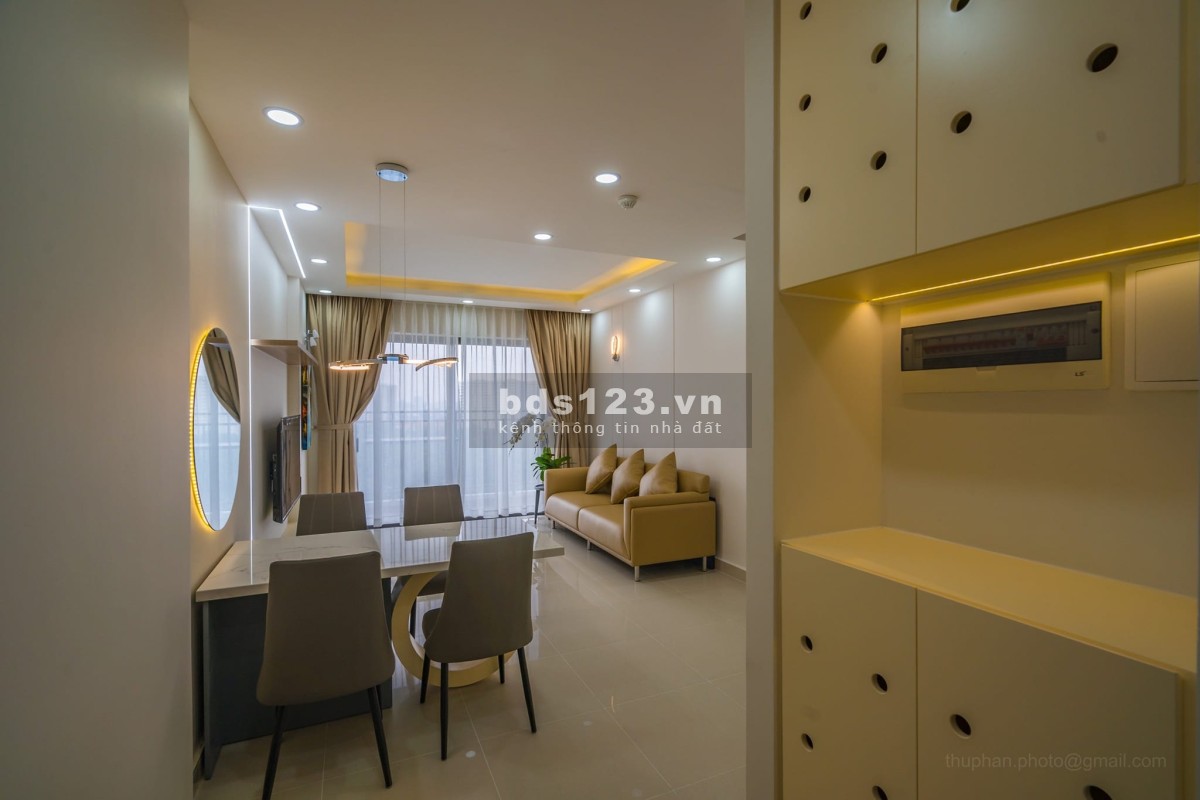Bán gấp căn 3PN - 96m2, view đẹp(view sông) tầng trung, 5.5 tỷ. LH: 0903681920