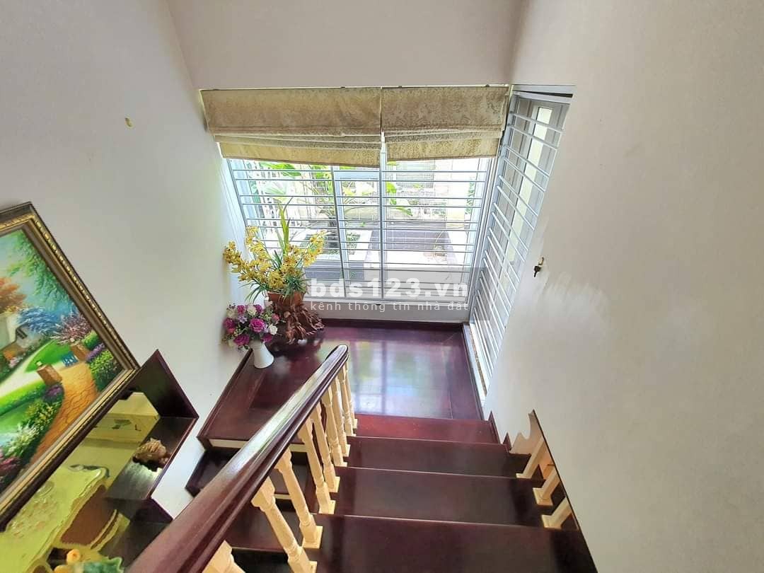 Nhà phố Nguyễn Văn Lộc Hà Đông dt 82m, kinh doanh, văn phòng, giá 15 tỷ, lh 0945487286