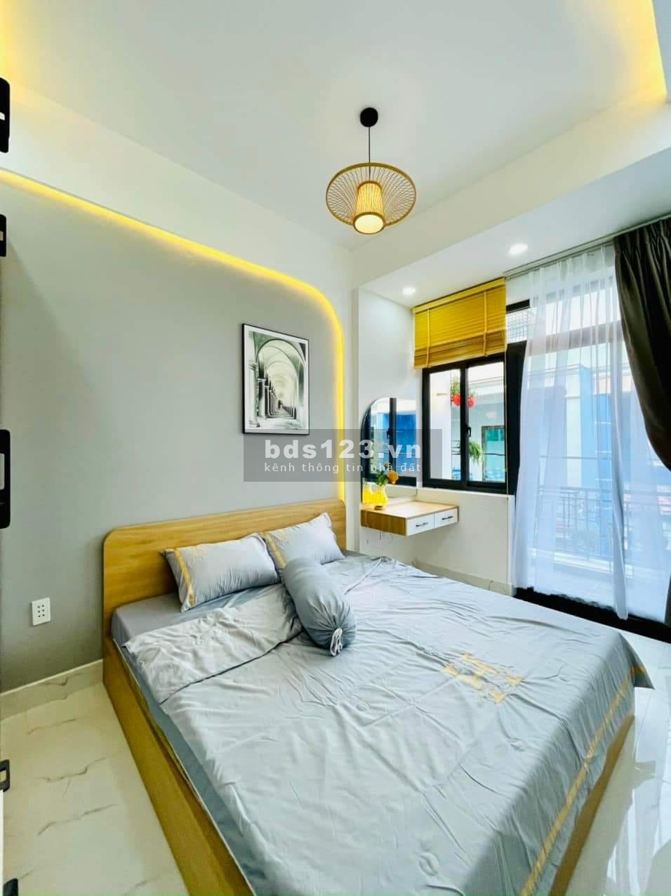 Bán nhà giá tốt Quận hẻm xe hơi Quận Ba Đình, 3 tầng dtsd 40m2, giá chỉ 3 tỷ hơn