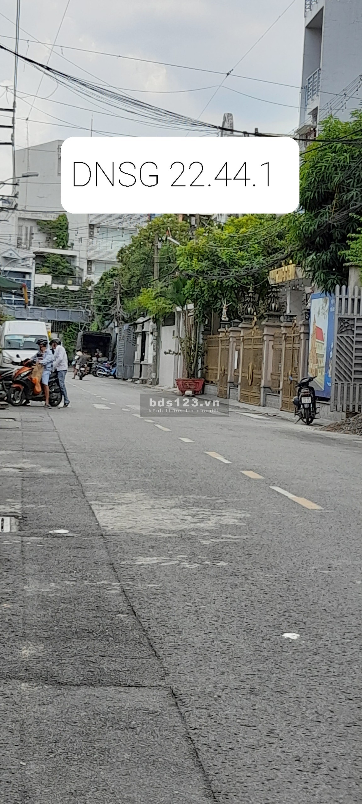 Bán gấp nhà đường Hồng Hà, HẺM Ô TÔ, Phường 2, quận Tân Bình, gần sân bay, DT 60 m2, 8 tỷ x.
